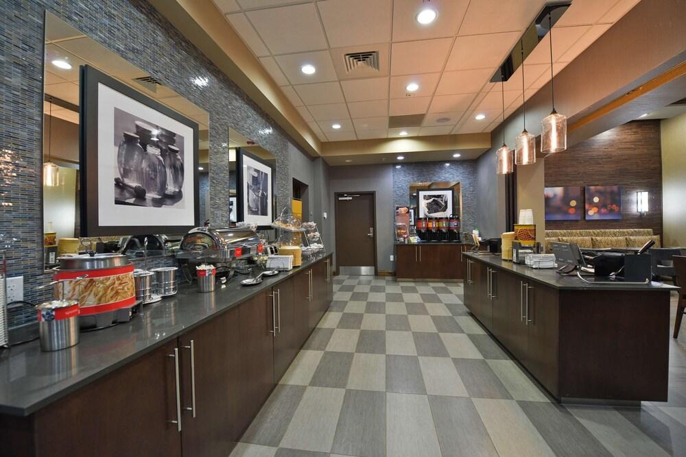 Hampton Inn & Suites Columbia/Southeast-Fort Jackson Екстериор снимка