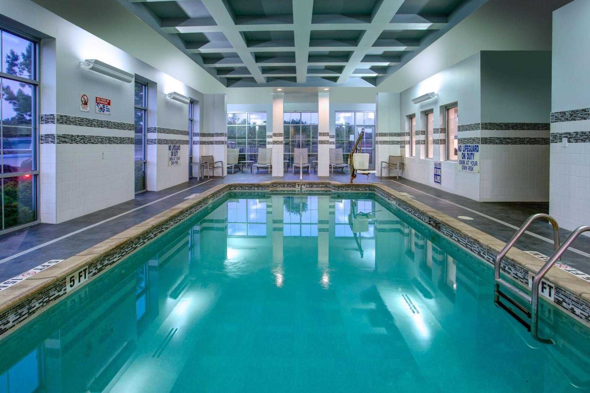 Hampton Inn & Suites Columbia/Southeast-Fort Jackson Екстериор снимка